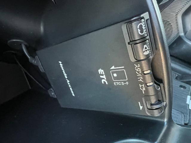 フリードハイブリッド ジャストセレクション　／検：２年付／走：４．３万ｋｍ／外ナビ／フリップダウン／Ｂカメラ／フルセグ／ＤＶＤ／Ｂｌｕｅｔｏｏｔｈ／左側電動スライド／ＨＩＤ／ＥＴＣ／スマキ－／クルコン／ＡＵＴＯエアコン／ドアバイザ－／Ｔチェ－ン（24枚目）