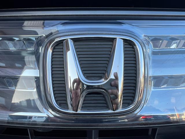 フリードハイブリッド ジャストセレクション　／検：２年付／走：４．３万ｋｍ／外ナビ／フリップダウン／Ｂカメラ／フルセグ／ＤＶＤ／Ｂｌｕｅｔｏｏｔｈ／左側電動スライド／ＨＩＤ／ＥＴＣ／スマキ－／クルコン／ＡＵＴＯエアコン／ドアバイザ－／Ｔチェ－ン（27枚目）