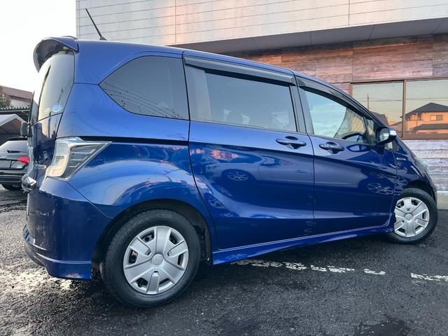 フリードハイブリッド ジャストセレクション　／検：２年付／走：４．３万ｋｍ／外ナビ／フリップダウン／Ｂカメラ／フルセグ／ＤＶＤ／Ｂｌｕｅｔｏｏｔｈ／左側電動スライド／ＨＩＤ／ＥＴＣ／スマキ－／クルコン／ＡＵＴＯエアコン／ドアバイザ－／Ｔチェ－ン（44枚目）