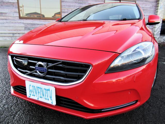 V40 T4 SE /検:2年付/走:4.9万km/セ-フティ-PKG/本革電動シ-ト+ヒ-タ-/純ナビ/Bカメラ/フルセグ/DVD/Bluetooth/純17AW/HID/ETC/革ステア/MTモ-ド/バイザ-/(2枚目)