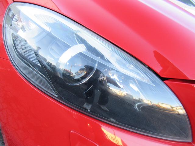 V40 T4 SE /検:2年付/走:4.9万km/セ-フティ-PKG/本革電動シ-ト+ヒ-タ-/純ナビ/Bカメラ/フルセグ/DVD/Bluetooth/純17AW/HID/ETC/革ステア/MTモ-ド/バイザ-/(12枚目)