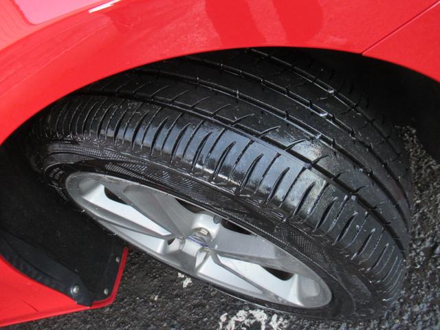 V40 T4 SE /検:2年付/走:4.9万km/セ-フティ-PKG/本革電動シ-ト+ヒ-タ-/純ナビ/Bカメラ/フルセグ/DVD/Bluetooth/純17AW/HID/ETC/革ステア/MTモ-ド/バイザ-/(21枚目)