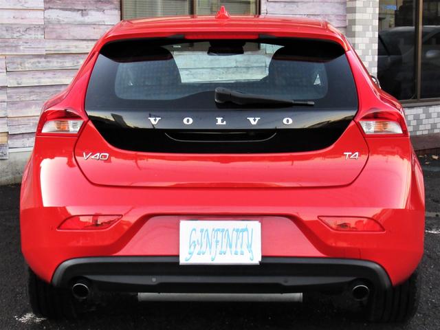 V40 T4 SE /検:2年付/走:4.9万km/セ-フティ-PKG/本革電動シ-ト+ヒ-タ-/純ナビ/Bカメラ/フルセグ/DVD/Bluetooth/純17AW/HID/ETC/革ステア/MTモ-ド/バイザ-/(25枚目)