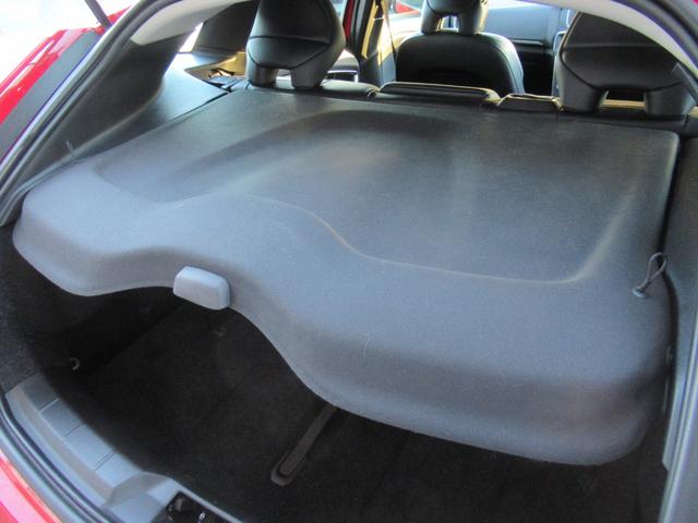 V40 T4 SE /検:2年付/走:4.9万km/セ-フティ-PKG/本革電動シ-ト+ヒ-タ-/純ナビ/Bカメラ/フルセグ/DVD/Bluetooth/純17AW/HID/ETC/革ステア/MTモ-ド/バイザ-/(38枚目)
