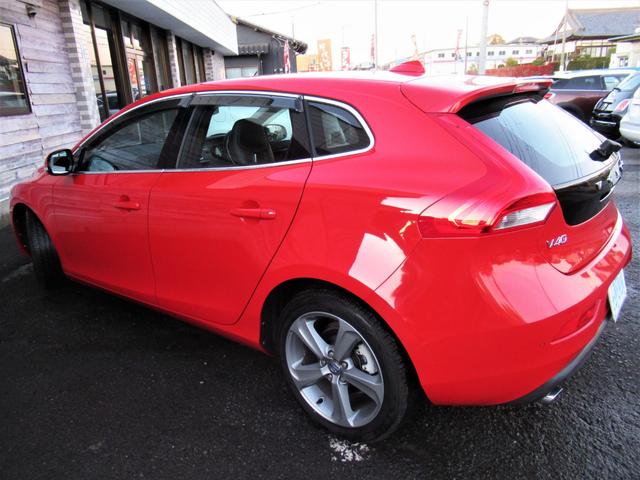 V40 T4 SE /検:2年付/走:4.9万km/セ-フティ-PKG/本革電動シ-ト+ヒ-タ-/純ナビ/Bカメラ/フルセグ/DVD/Bluetooth/純17AW/HID/ETC/革ステア/MTモ-ド/バイザ-/(55枚目)