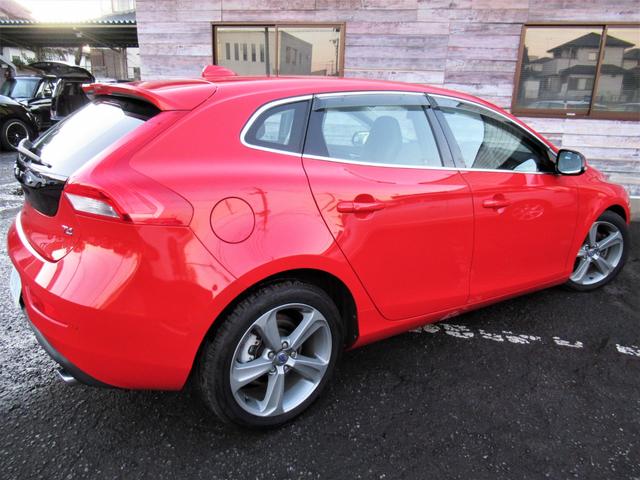 V40 T4 SE /検:2年付/走:4.9万km/セ-フティ-PKG/本革電動シ-ト+ヒ-タ-/純ナビ/Bカメラ/フルセグ/DVD/Bluetooth/純17AW/HID/ETC/革ステア/MTモ-ド/バイザ-/(57枚目)