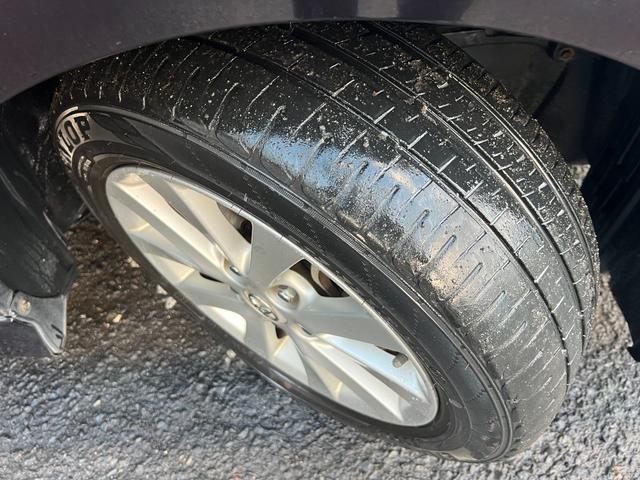 タイヤ溝も残っておりますのですぐに交換の心配もございません♪
