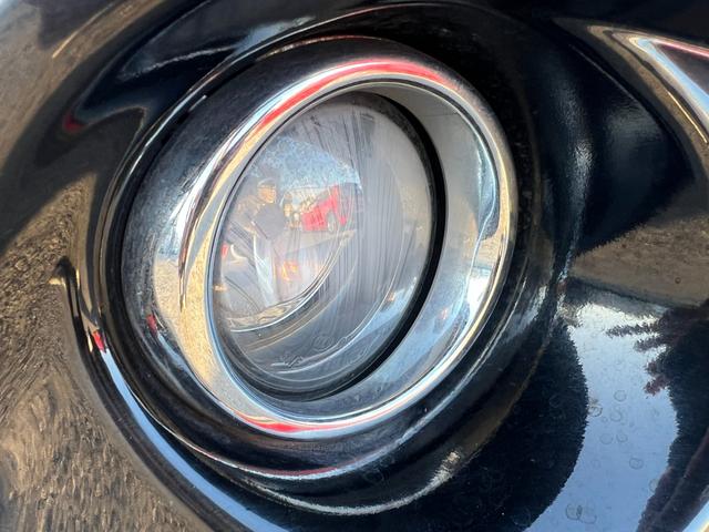 フーガハイブリッド ベースグレード　／車検：２年付／純エアロ／レ－ダ－クルコン／純ナビ／Ｂカメラ／フルセグ／ＤＶＤ／Ｂｌｕｅｔｏｏｔｈ／純１８ＡＷ／電動Ｈレザ－／ＨＩＤ／フォグ／ＥＴＣ／革ステ／スマキ－／バイザ－／ＰＶガラス／Ｔチェ－ン（19枚目）