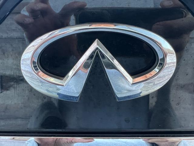 フーガハイブリッド ベースグレード　／車検：２年付／純エアロ／レ－ダ－クルコン／純ナビ／Ｂカメラ／フルセグ／ＤＶＤ／Ｂｌｕｅｔｏｏｔｈ／純１８ＡＷ／電動Ｈレザ－／ＨＩＤ／フォグ／ＥＴＣ／革ステ／スマキ－／バイザ－／ＰＶガラス／Ｔチェ－ン（31枚目）