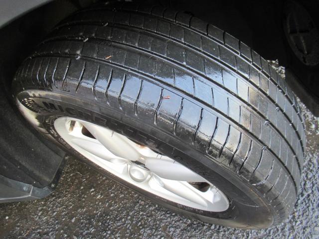 MINI クーパー クロスオーバー /検:2年付/走:7.7万km/外ナビ/ワンセグ/純オ-ディオ/AUX接続/純正16AW/本革ステア/MTモ-ド/AUTOエアコン/キ-レス/フォグ/ル-フレ-ル/Tチェ-ン/外装色:コスミックブル-(21枚目)