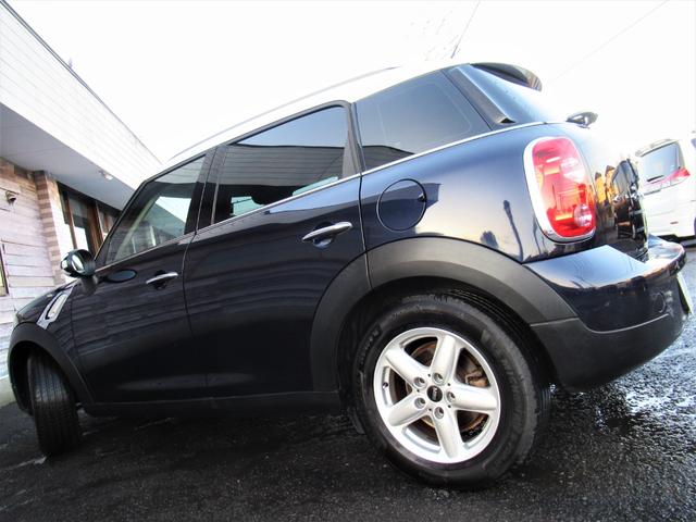 MINI クーパー クロスオーバー /検:2年付/走:7.7万km/外ナビ/ワンセグ/純オ-ディオ/AUX接続/純正16AW/本革ステア/MTモ-ド/AUTOエアコン/キ-レス/フォグ/ル-フレ-ル/Tチェ-ン/外装色:コスミックブル-(50枚目)