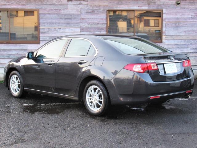 アコード 20TL /取説完備/修復歴無/後期型/検・2年付/走・7.0万km/外16AW/純正オーディオ/外部機器接続・AUX/ETC/キーレス/パドルシフト/MTモード/クルコン/UVカットガラス/タイミングチェーン(9枚目)