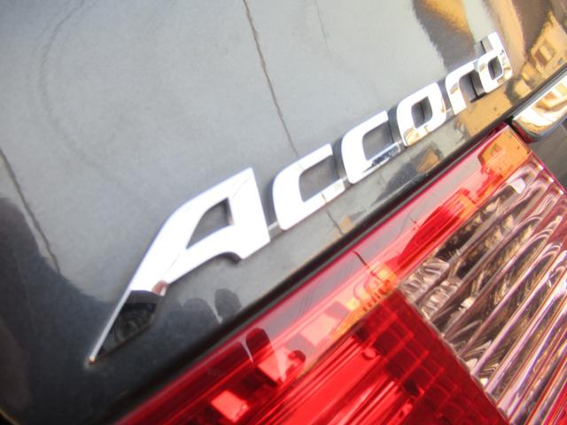 アコード 20TL /取説完備/修復歴無/後期型/検・2年付/走・7.0万km/外16AW/純正オーディオ/外部機器接続・AUX/ETC/キーレス/パドルシフト/MTモード/クルコン/UVカットガラス/タイミングチェーン(23枚目)