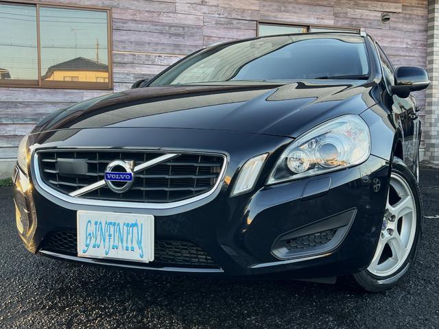 Ｖ６０ ドライブｅ　／走行：５．９万ｋｍ／タ－ボ／セ－フティ－ＰＫＧ／本革電動シ－ト＋ヒ－タ－／純ナビ／バックカメラ／フルセグ／ＤＶＤ／Ｂｌｕｅｔｏｏｔｈ／純１７ＡＷ／ＨＩＤ／ＥＴＣ／本革ステア／スマ－トキ－／（2枚目）