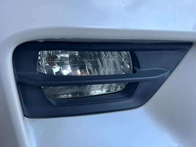 ヴェルファイア 2.4Z /車検:2年付/純ナビ/フリップダウン/バックカメラ/フルセグ/DVD/両側電動スライド/純18AW/HID/フォグ/ETC/ウッドコンビ革ステア/スマートキー/ドアバイザ-/PVガラス/Tチェ-ン(21枚目)
