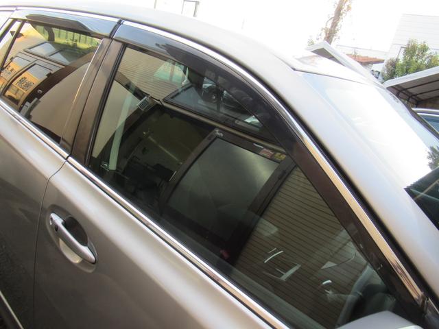 レガシィツーリングワゴン ２．５ｉアイサイト　／車検：２年付／アイサイト／社外ナビ／Ｂカメラ／フルセグ／ＤＶＤ視聴／ＵＳＢ接続／ＥＴＣ／ＨＩＤ／電動シ－ト／純１７ＡＷ／本革ステア／スマキ－／ＡＵＴＯエアコン／ＰＶガラス／バイザ－／ウィンカ－ミラ－（22枚目）