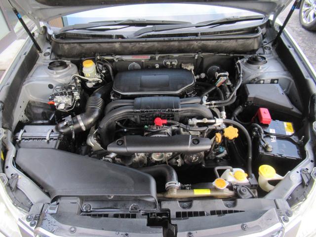 レガシィツーリングワゴン ２．５ｉアイサイト　／車検：２年付／アイサイト／社外ナビ／Ｂカメラ／フルセグ／ＤＶＤ視聴／ＵＳＢ接続／ＥＴＣ／ＨＩＤ／電動シ－ト／純１７ＡＷ／本革ステア／スマキ－／ＡＵＴＯエアコン／ＰＶガラス／バイザ－／ウィンカ－ミラ－（32枚目）