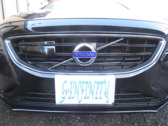 Ｖ４０ Ｔ４　ＳＥ　／検：２年付／記録簿５枚／走：５．８万ｋｍ／タ－ボ／セ－フティ－ＰＫＧ／本革電動シ－ト＋ヒ－タ－／純ナビ／Ｂカメラ／フルセグ／ＤＶＤ／Ｂｌｕｅｔｏｏｔｈ／ＥＴＣ／ＨＩＤ／純１７ＡＷ／革ステ／スマキ－／（40枚目）