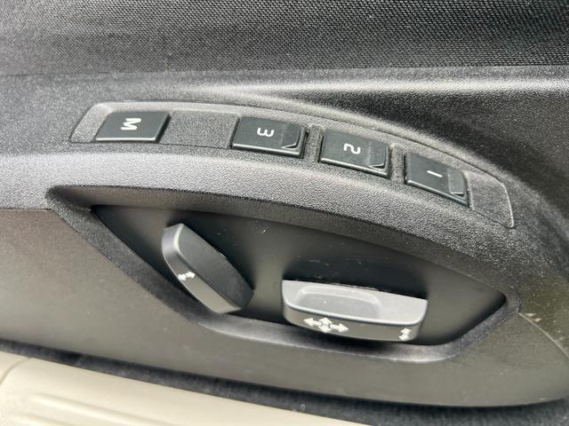 Ｖ４０ Ｔ４　ＳＥ　／走行：６．３万ｋｍ／タ－ボ／セ－フティ－ＰＫＧ／純ナビ／Ｂカメラ／フルセグ／ＤＶＤ／Ｂｌｕｅｔｏｏｔｈ／ＥＴＣ／ＨＩＤ／純１７ＡＷ／シ－トヒ－タ－／革巻ステア／キ－レス／リアスポ／ドアバイザ－（34枚目）