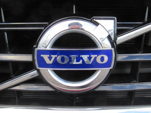 Ｖ４０ Ｔ４　ＳＥ　／走行：６．３万ｋｍ／タ－ボ／セ－フティ－ＰＫＧ／純ナビ／Ｂカメラ／フルセグ／ＤＶＤ／Ｂｌｕｅｔｏｏｔｈ／ＥＴＣ／ＨＩＤ／純１７ＡＷ／シ－トヒ－タ－／革巻ステア／キ－レス／リアスポ／ドアバイザ－（39枚目）