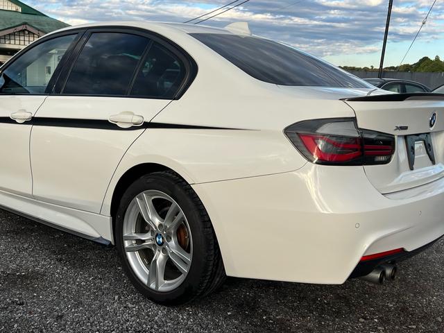 3シリーズ 320i xDrive Mスポーツ カーボンエアロ ETC 純正ナビ(14枚目)
