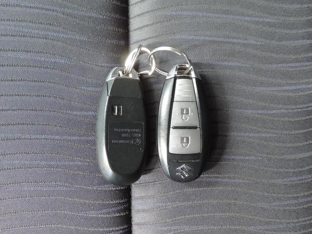 スイフト XS スマートキー/SDナビ/ワンセグ/DVD再/MSV/USB/CD/ETC/HID/サンルーフ(41枚目)