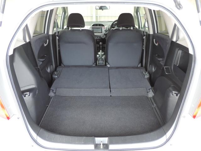 フィット G・10thアニバーサリー スマートキー/ナビ/ワンセグ/Bt/DVD再/CD/USB/AUX/ETC(27枚目)