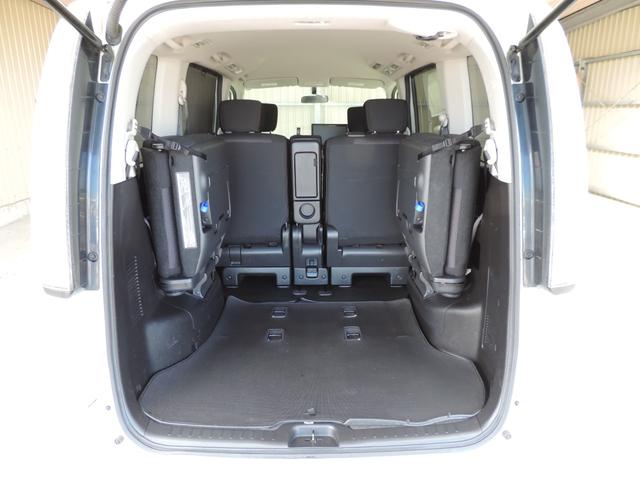 セレナ ハイウェイスター S-ハイブリッド Vセレクション スマートキー/SDナビ/フルセグ/Bt/DVD再/MSV/CD/ETC/HID/リアモニター(28枚目)