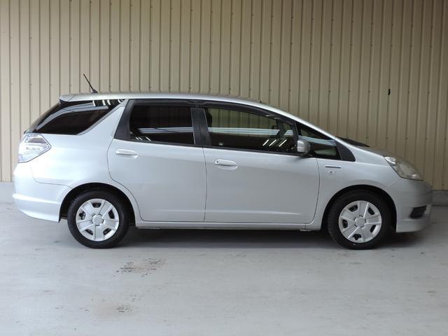 フィットシャトルハイブリッド ハイブリッド－Ｃ　キーレス／ナビ／ワンセグ／ＤＶＤ再／ＣＤ／ＥＴＣ（4枚目）