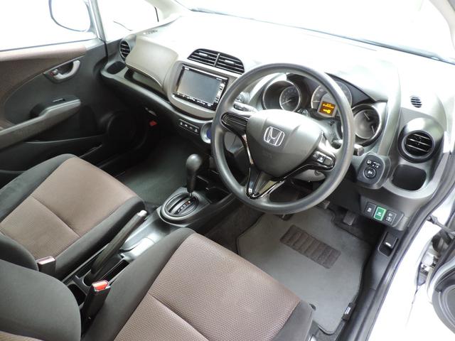 フィットシャトルハイブリッド ハイブリッド－Ｃ　キーレス／ナビ／ワンセグ／ＤＶＤ再／ＣＤ／ＥＴＣ（11枚目）