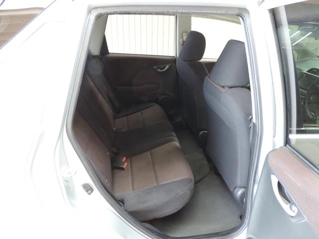 フィットシャトルハイブリッド ハイブリッド－Ｃ　キーレス／ナビ／ワンセグ／ＤＶＤ再／ＣＤ／ＥＴＣ（13枚目）