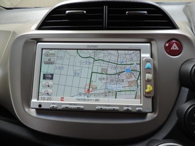 フィットハイブリッド スマートセレクション　スマートキー／ナビ／ワンセグ／ＣＤ／ＡＵＸ／ＨＩＤ（28枚目）