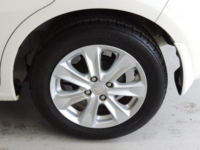 フィットハイブリッド スマートセレクション　スマートキー／ナビ／ワンセグ／ＣＤ／ＡＵＸ／ＨＩＤ（45枚目）