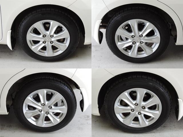 フィットハイブリッド スマートセレクション　スマートキー／ナビ／ワンセグ／ＣＤ／ＡＵＸ／ＨＩＤ（50枚目）