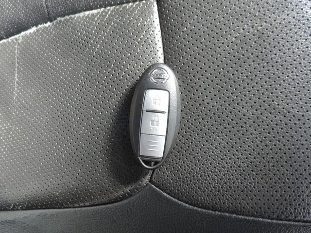 ムラーノ ２５０ＸＬ　スマートキー／ナビ／Ｂカメラ／フルセグ／Ｂｔ／ＤＶＤ再／ＭＳＶ／ＣＤ／ＥＴＣ（42枚目）