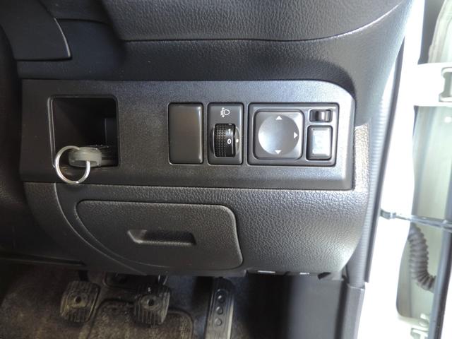 ノート １６Ｘ　５ＭＴ／スマートキー／ナビ／Ｂｔ／ＤＶＤ再／ＣＤ／ＥＴＣ（36枚目）