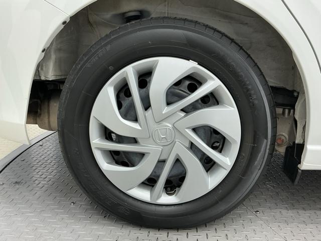 フリード+ G デモカー LED 両側電動 純正ナビ 衝突被害軽減システム シ-トヒ-タ- 盗難防止装置 アイドリングストップ 両側パワースライドドア Rカメ ESC エアバック ETC車載器 パワーウインドウ(20枚目)