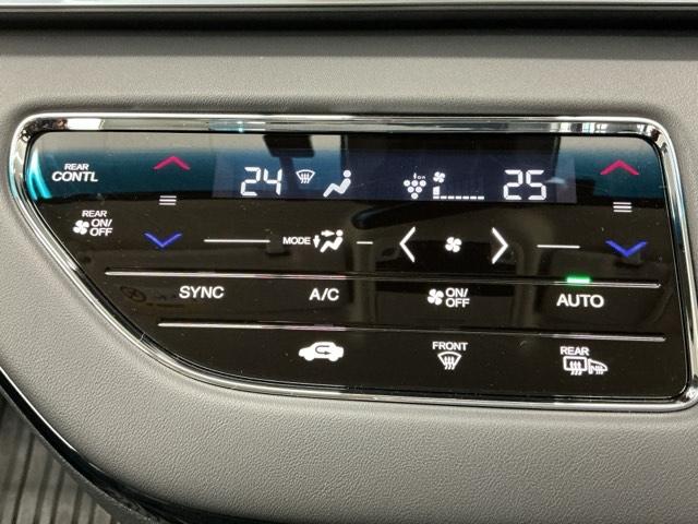 オデッセイハイブリッド ｅ：ＨＥＶアブソルート・ＥＸ　ホンダ認定中古車　純正ドラレコ前後　レザーシート　パワーゲート　クルコン　クリアランスソナー　パワ－シ－ト　両側自動スライドドア　オートライト　Ｒカメラ　スマートキー　オットマン　エアバック　ＥＴＣ（13枚目）