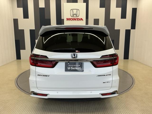 オデッセイハイブリッド ｅ：ＨＥＶアブソルート・ＥＸ　ホンダ認定中古車　純正ドラレコ前後　レザーシート　パワーゲート　クルコン　クリアランスソナー　パワ－シ－ト　両側自動スライドドア　オートライト　Ｒカメラ　スマートキー　オットマン　エアバック　ＥＴＣ（26枚目）