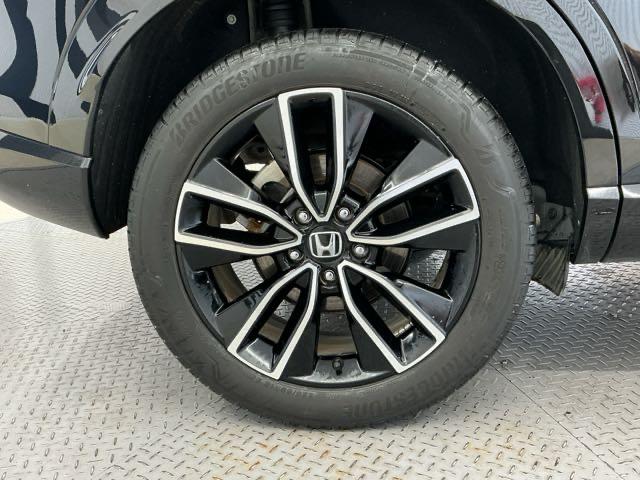 ヴェゼル ｅ：ＨＥＶＺ　ホンダ認定中古車　ＢＳＩ・後退出庫サポートレス　純正ナビ　ＬＥＤライト　衝突回避支援ブレーキ機能　１オナ　スマキ　Ｐトランク　フルオートエアコン　エアバッグ　両席エアバック　Ｒカメ　記録簿付　ソナー（21枚目）