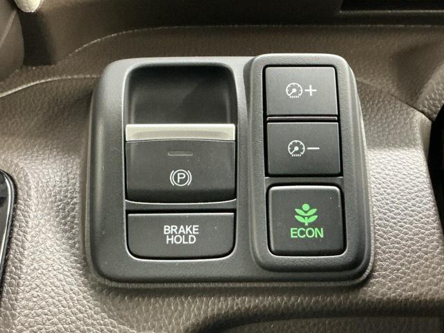 N-BOX L ホンダ認定中古車 純正ナビ LEDライト 衝突回避支援ブレーキ I-STOP クリソナ PW パワステ Sヒーター 1オ-ナ- スマ-トキ- Bカメ 両側スライド 横滑り防止 エアコン付き キーレス付(6枚目)