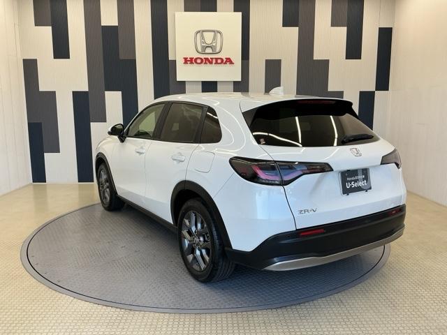 ZR-V X ホンダ認定中古車 デモカー 純正ドラレコ クリアランスソナー 地デジ Bカメ オートクルーズコントロール ESC サイドカーテンエアバック エアコン 整備記録簿 盗難防止装置 LEDライト USB(28枚目)