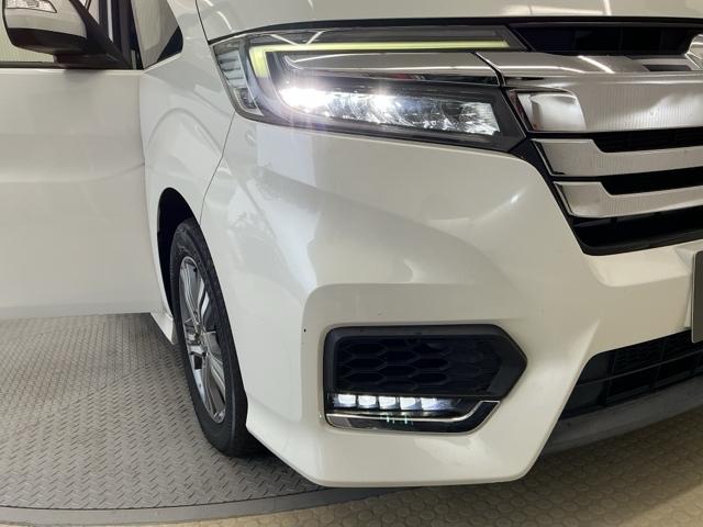 ステップワゴンスパーダ ｅ：ＨＥＶスパーダＧホンダセンシング　ホンダ認定中古車　純正ナビ　ＬＥＤライト　ウォークスルー　セキュリティアラーム　横滑り防止装置　クルーズコントロール　Ｂカメラ　ＵＳＢ接続　フルセグ　ＤＶＤ再生可能　ナビ＆ＴＶ　キーレス　ＥＴＣ（24枚目）