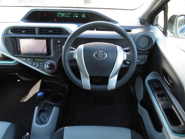 アクア Ｓ　ナビ　ワンセグ　プッシュスタート　社外アルミ　スマートキー　ＥＴＣ　オートエアコン（13枚目）