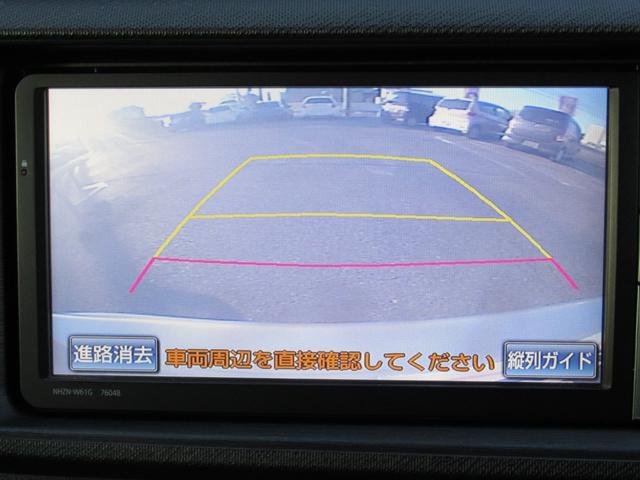 アクア Ｇ　ナビ　バックカメラ　地デジ　Ｂｌｕｅｔｏｏｔｈ　プッシュスタート　スマートキー　社外アルミ　ＥＴＣ　オートエアコン（5枚目）