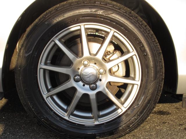 アクア Ｇ　ナビ　バックカメラ　地デジ　Ｂｌｕｅｔｏｏｔｈ　プッシュスタート　スマートキー　社外アルミ　ＥＴＣ　オートエアコン（13枚目）