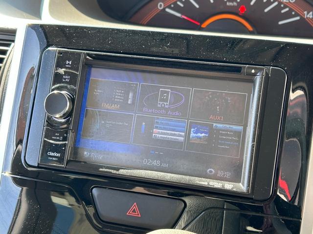 ＸリミテッドＳＡＩＩＩ　スマートアシストＩＩＩ　両側パワースライドドア　社外ナビ　Ｂｌｕｅｔｏｏｔｈ　地デジ　スマートキープッシュスタート　シートヒーター　トラクションコントロール　オートライト　オートハイビームアシスト(9枚目)
