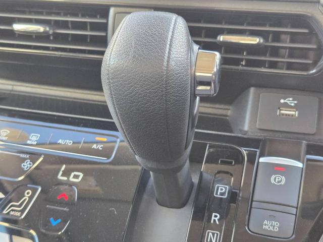 デイズ ハイウェイスター　Ｇターボプロパイロットエディション　純正ナビ　Ｂｌｕｅｔｏｏｔｈオーディオ　アラウンドビューモニター　ブレーキサポート　コーナーセンサー　ＥＴＣ　クルーズコントロール　ＬＥＤヘッドライト　オートライト　オートハイビーム（38枚目）