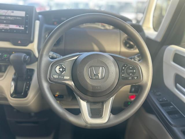 N-BOX G・Lホンダセンシング 4WD Bluetoothオーディオ バックカメラ クルーズコントロール ブレーキサポート レーンキープ ETC 前席シートヒーター LEDヘッドライト オートライト ステアリングリモコン(16枚目)