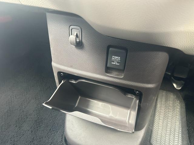 N-BOX G・Lホンダセンシング 4WD Bluetoothオーディオ バックカメラ クルーズコントロール ブレーキサポート レーンキープ ETC 前席シートヒーター LEDヘッドライト オートライト ステアリングリモコン(23枚目)